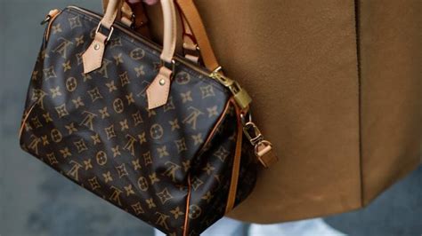 tại sao louis vuitton lại đắt|Vì sao túi Louis Vuitton rất đắt đỏ nhưn.